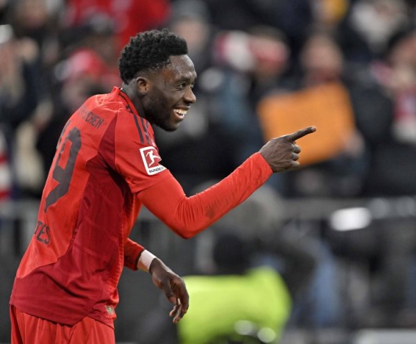 Bild: Davis và Ito đang tập lu