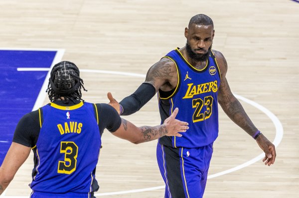 James không hài lòng với việc 