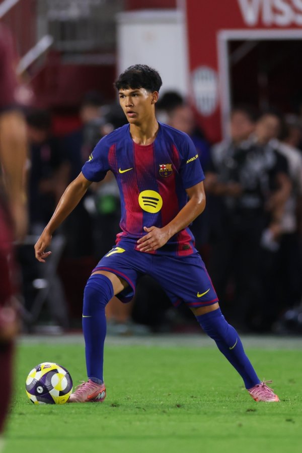 Phóng viên: Flick tiếp tục đưa