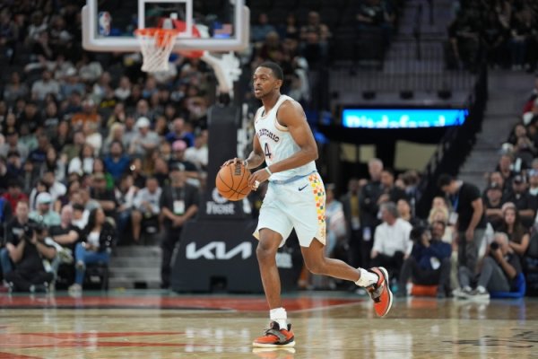 Bell: Rockets rất cần một ngườ