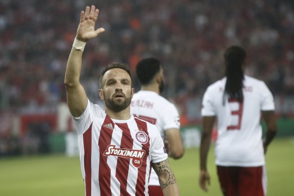 Chơi ở giải VĐQG Hy Lạp! Valbu