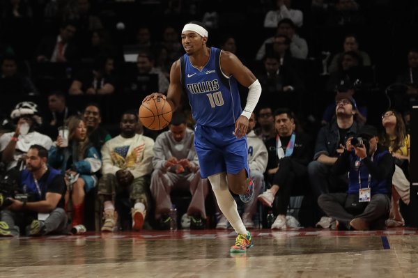 Thật khó để trở thành người bảo vệ quan điểm! Brandon Williams dẫn 0-5 trong hiệp một, thực hiện 5 p